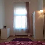 Апартаменты Downtown Rising Sun 104 Sq.m Будапешт