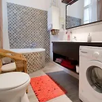 Апартаменты Downtown Rising Sun 104 Sq.m