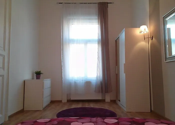 דירה Downtown Rising Sun 104 Sq.m בודפשט
