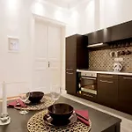 Downtown Rising Sun 104 Sq.m * ブダペスト