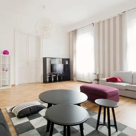 Downtown Rising Sun 104 Sq.m