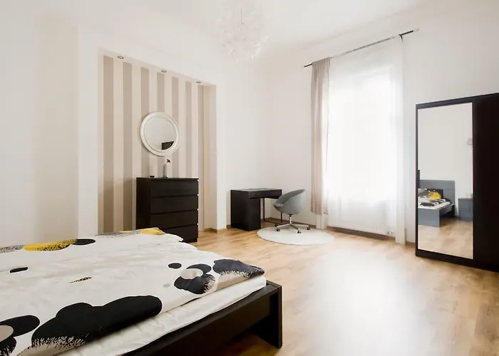 Downtown Rising Sun 104 Sq.m